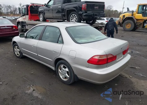 1999 Honda Accord Ex from USA, damaged, VIN 1HGCG6675XA150322